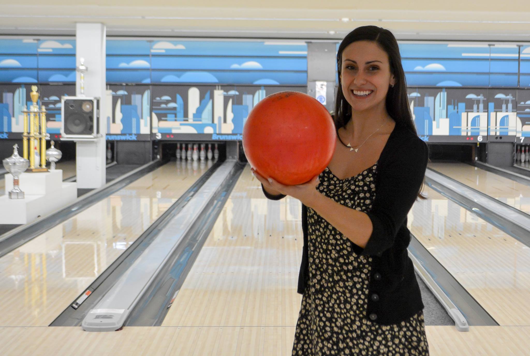 Try Your Luck at Bowling in Düsseldorf