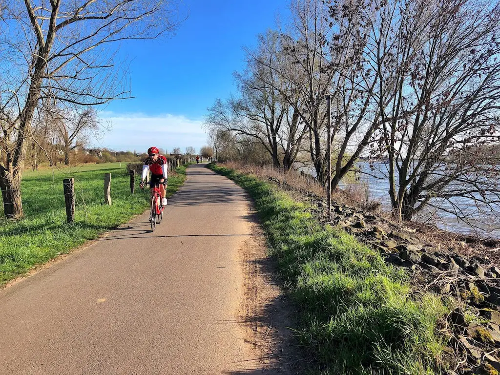 bike paths dusseldorf